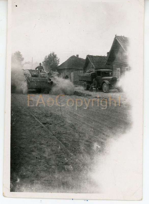 Russland Kämpfe Panzer Tank StuG Sturmgeschütz F