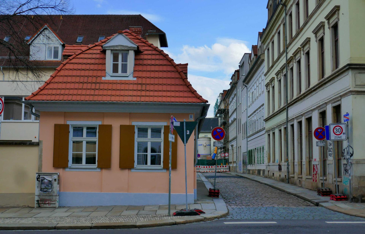 Bild: https://i.postimg.cc/hGtRK8n8/P1350114.jpg