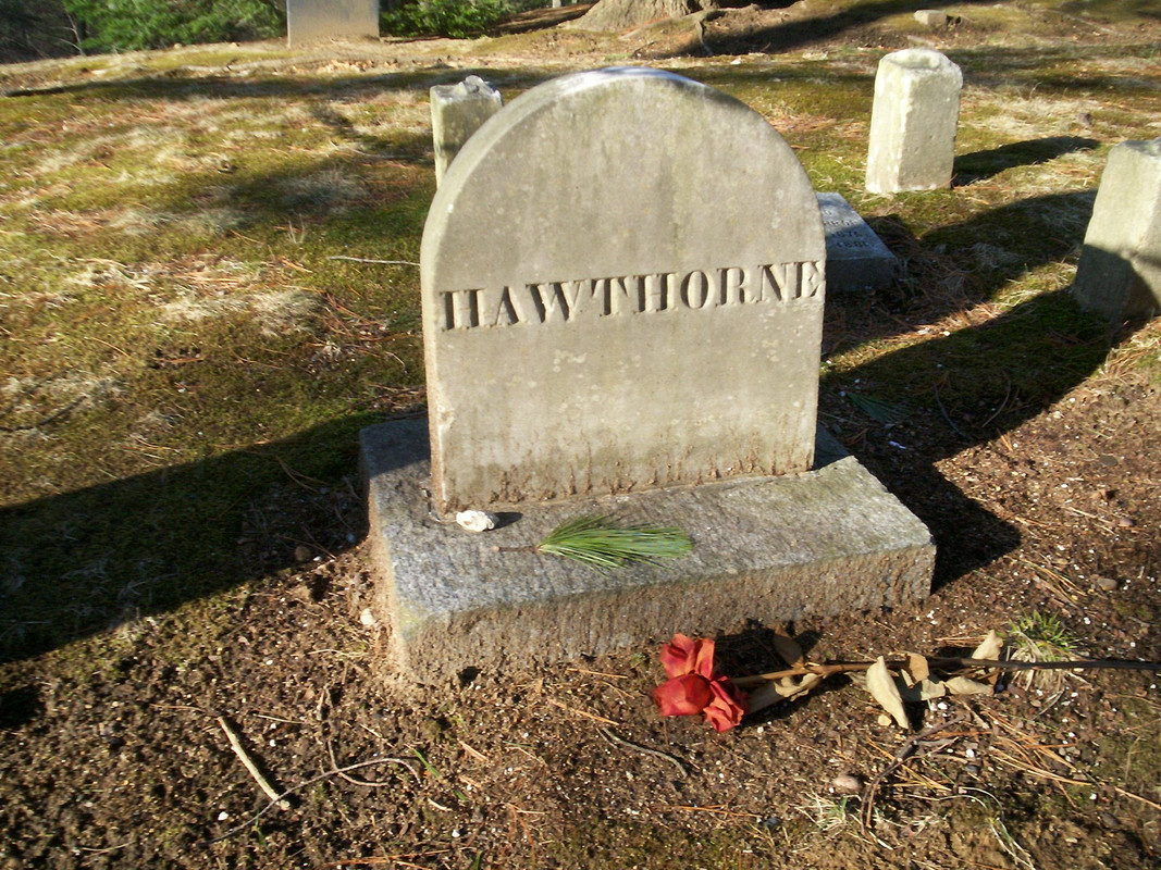 NHawthorne-Grave