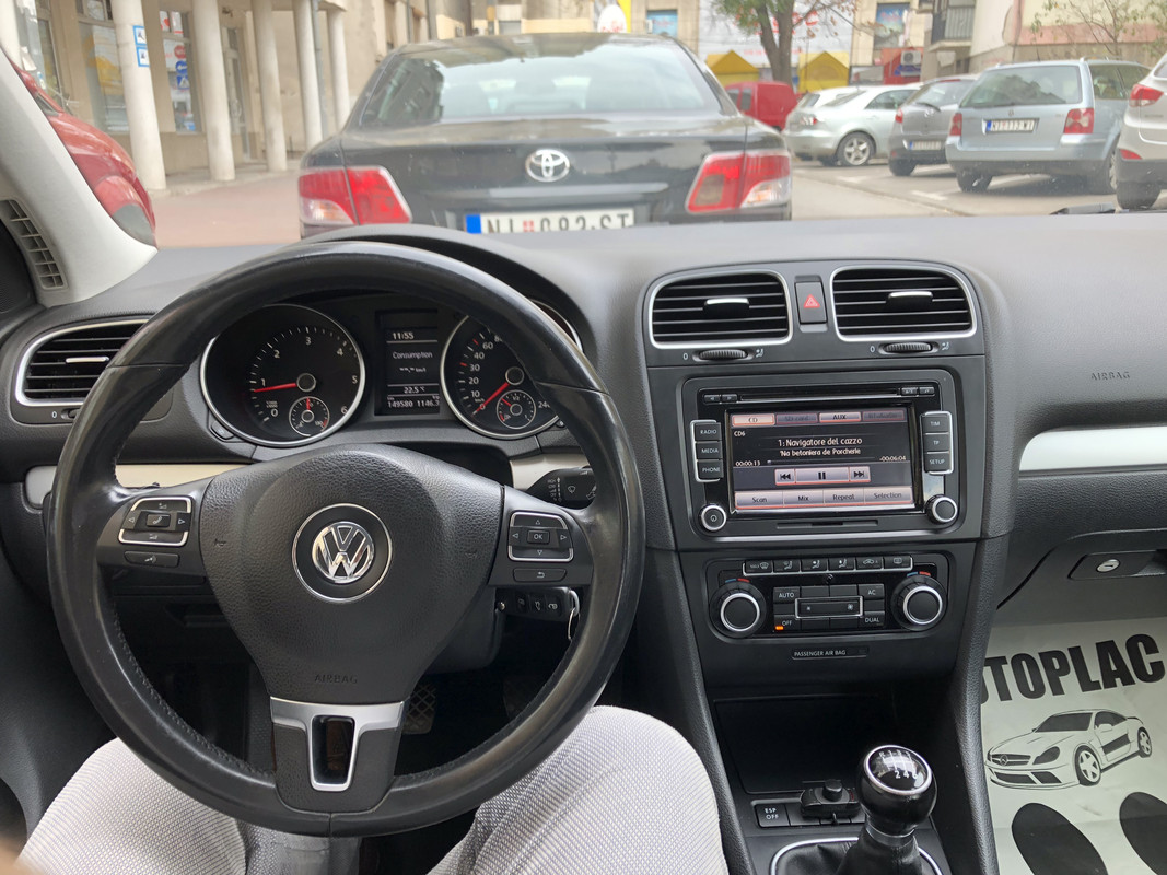 EFEDE052-EBD0-4CDB-990F-504A46D32E67