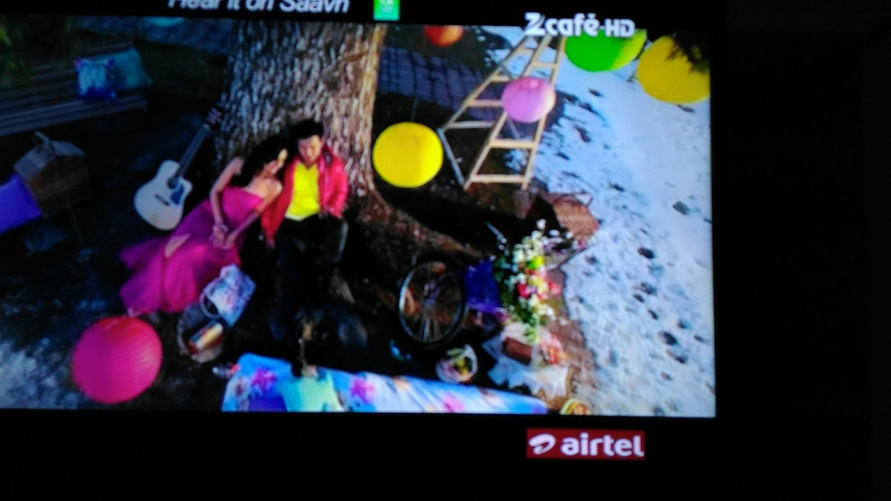 1467602635368-1019064487