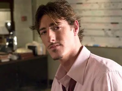 41-Eric-Balfour