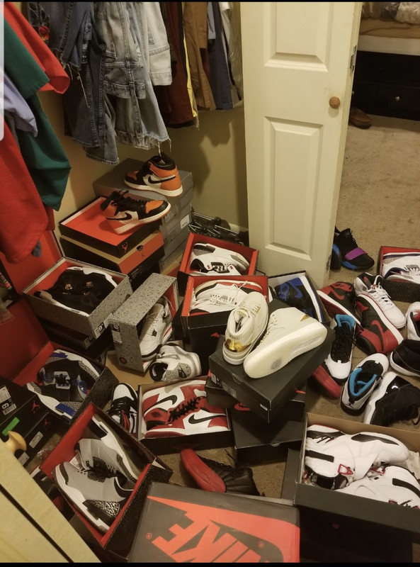 ADB1B8DC-C94B-46BA-A301-B1CD9E0EA579