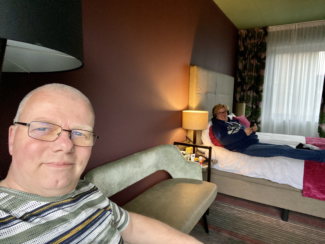 B8B4DEF9-C17C-4742-A99C-3C5AAF65432E