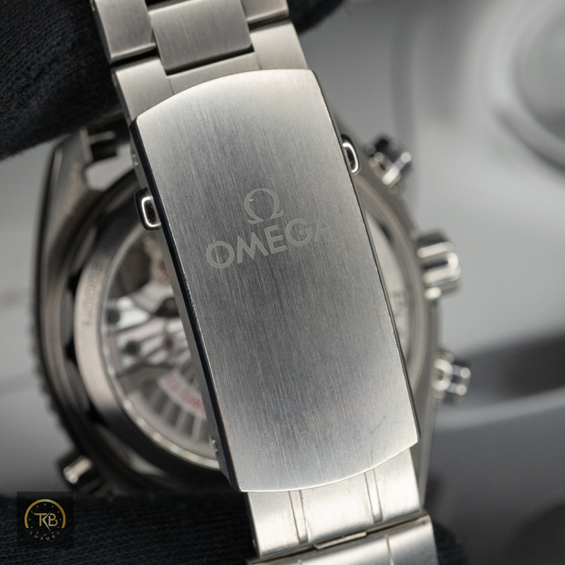 Omega Seamaster Planet Ocean Chronograph - Image 12