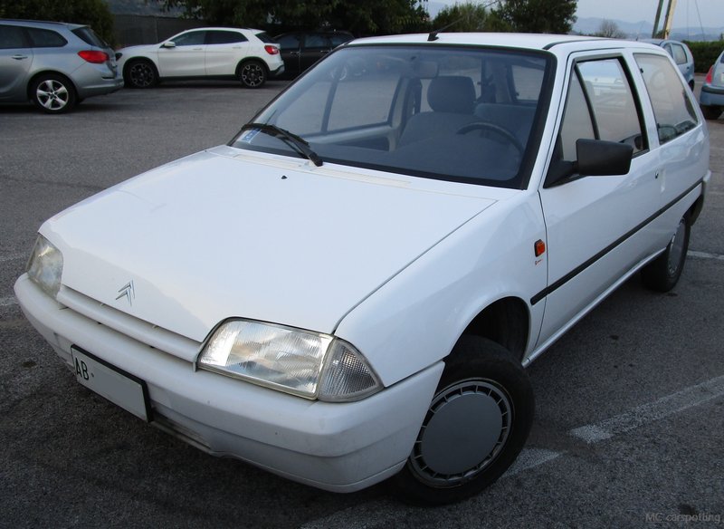 avvistamenti auto storiche - Pagina 29 IMG-1513