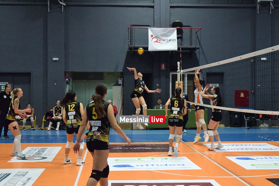 ml-apollonas-volley-perseas-DSC-1892