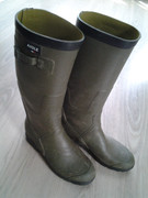 05a Rubber Rain Boot - Green - Long skinny shaft (1)