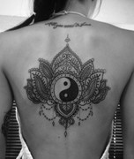 yin-yang-flower-tattoo-3