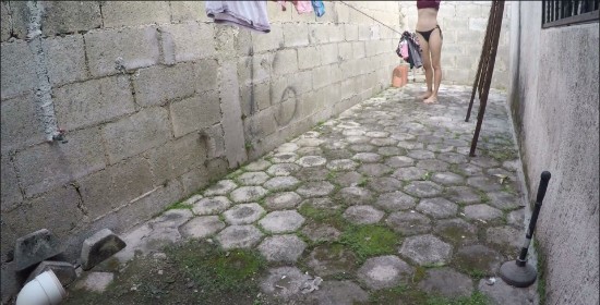 [Image: Voyeur41265132954.jpg]