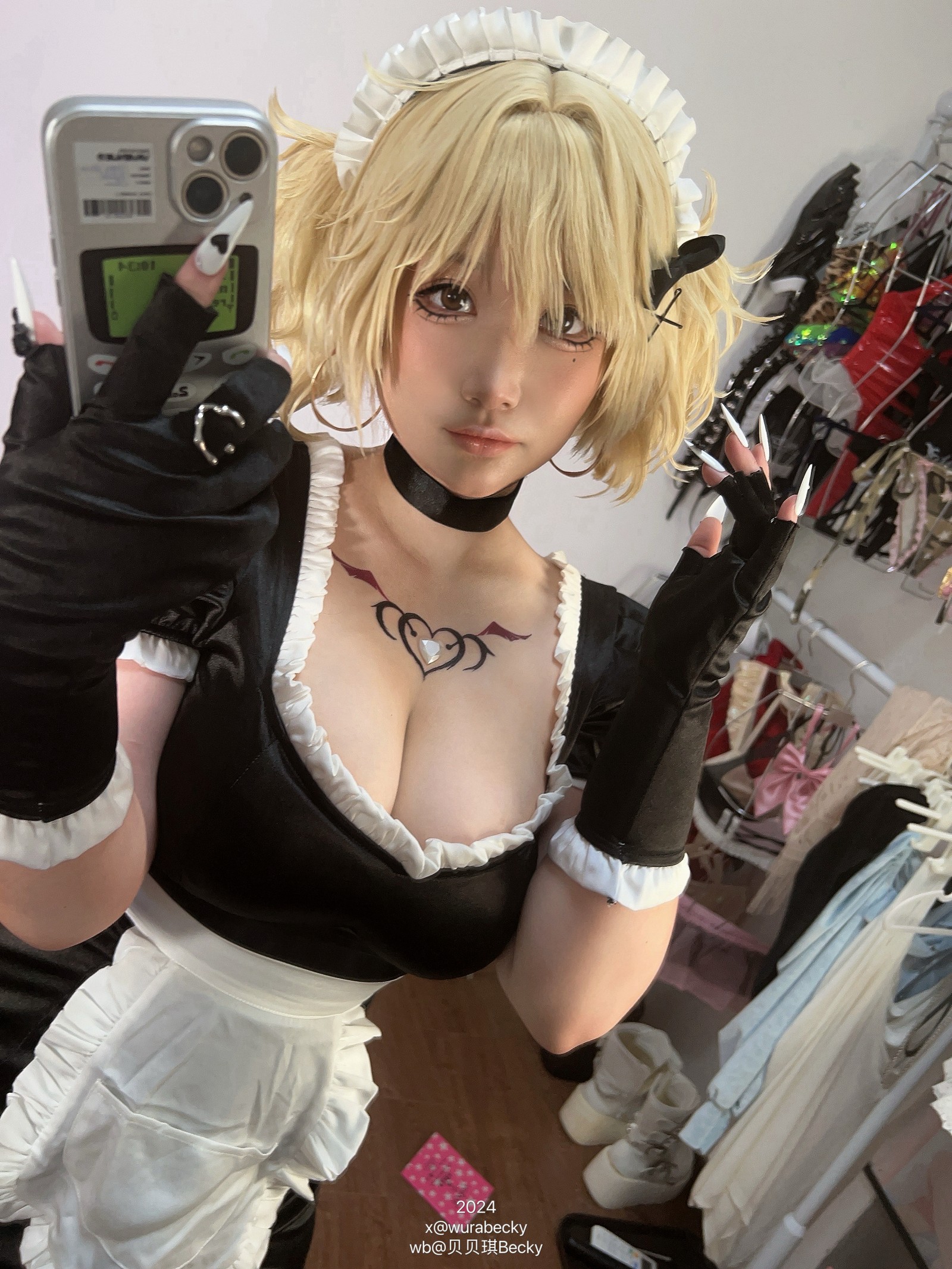 贝贝琪 Becky 烟烟 女仆 Cosplay 写真＋视频合集（69P｜1V｜339MB）插图4