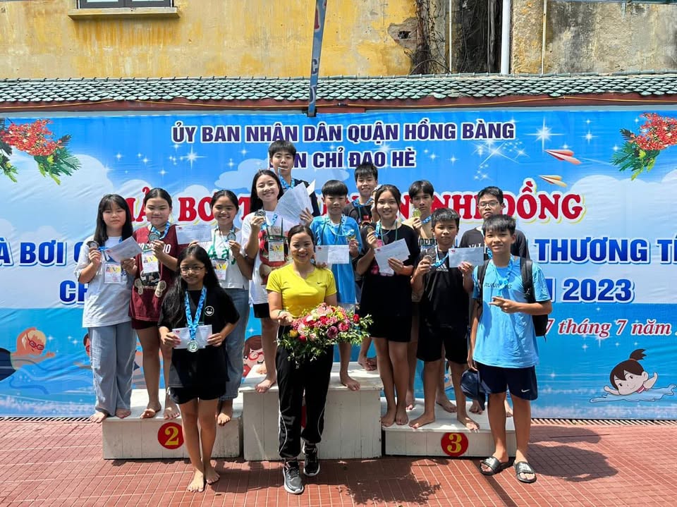 kính bơi VIP