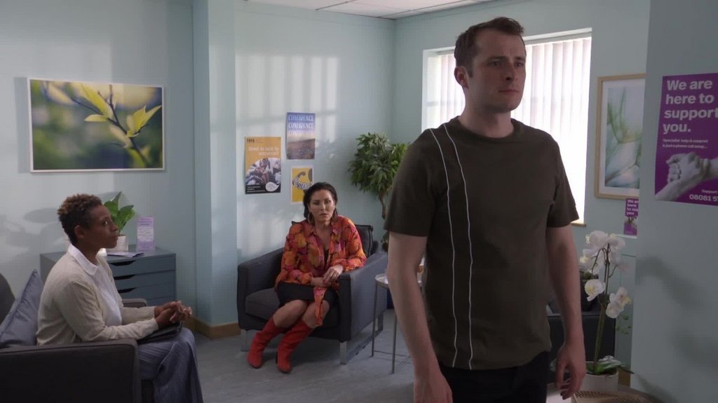 [Image: hfhk2wdv236y.jpg]