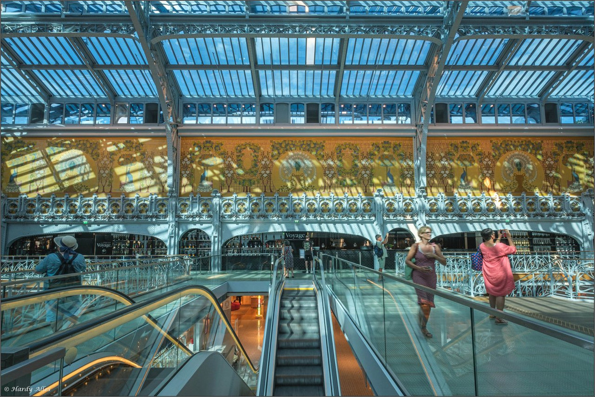 XT4H4197 2023 Paris LR ERWZ FB