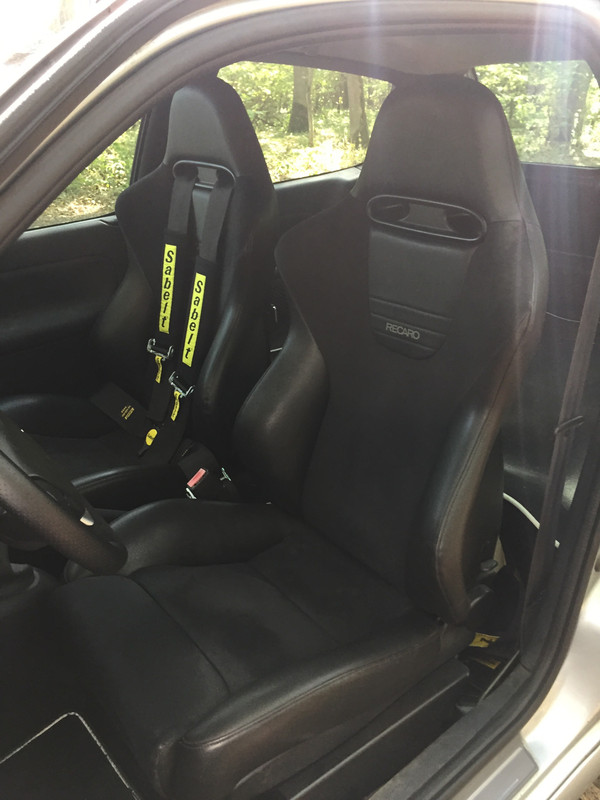 3D9BA552-07E0-49E0-BF53-72DF5EFA15C6