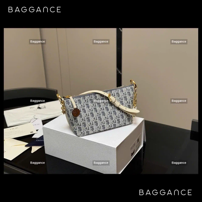 The Dior Bento – Palais Royale Edition | Ref: EVDOFW-005 | 22cm