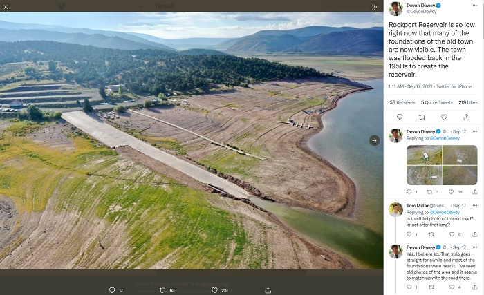 Rockport Reservoir di Utah mengalami kekeringan, akibatnya bekas bangunan kota tua yang ada di dasar waduk terlihat.