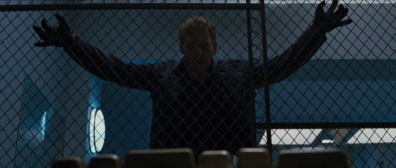 Stolen 2012 WebRip [Hindi + English] 480p, 720p ESub Screenshot