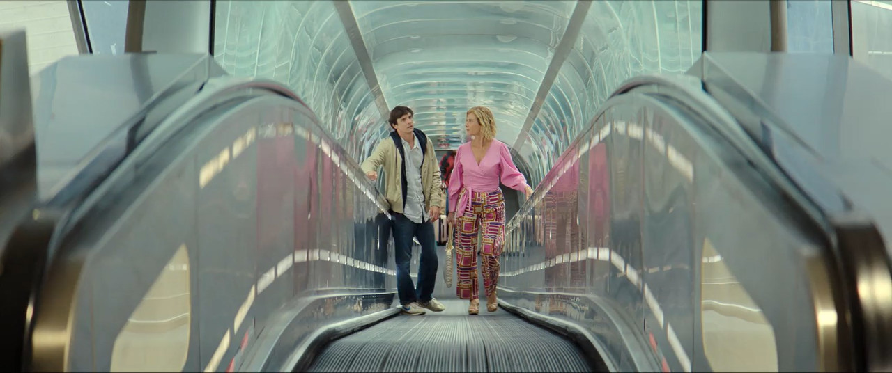 Honeymoon Crasher 2025 WebRip [Hindi + English] 480p, 720p ESub Screenshot