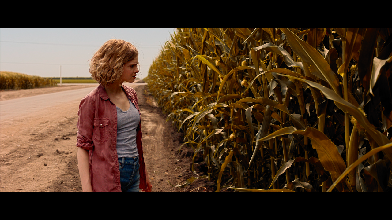 mpv-shot_Children.of.the.Corn.2020.2160p.UHD.BDREMUX.HDR.DV.HEVC-Нечипорук_00_18_18_0004