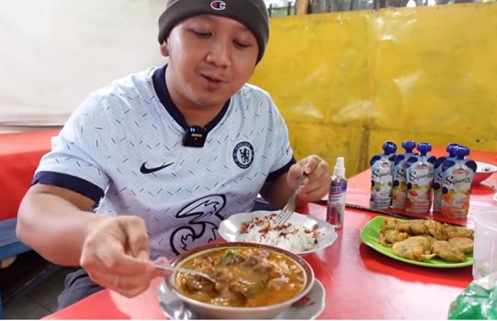 Sajian soto Jakarta di warung Soto Jakarta Bang Madun.
