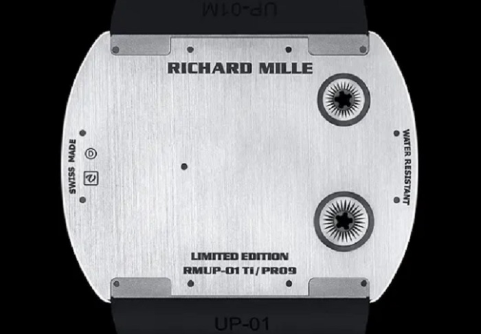 Richard Mille RM UP-01 Ferrari adalah jam tangan mekanik yang dirilis dalam edisi terbatas. Hanya 150 unit yang akan dibuat, masing-masing akan dijual seharga Rp 2,8 miliar.