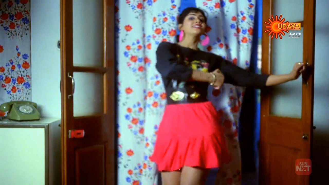 Bombay Dada kan True WEB DL mkv snapshot 00 55 2026 02 23 21 37 46