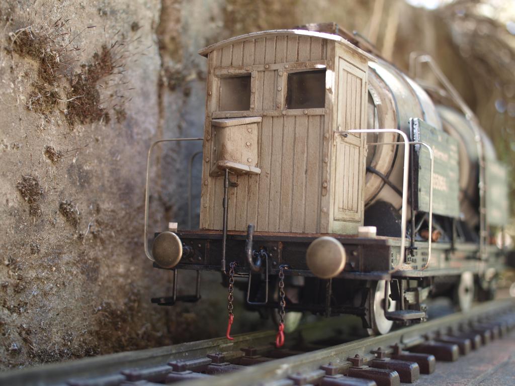 1/32 wagon de transport de vin 1010849