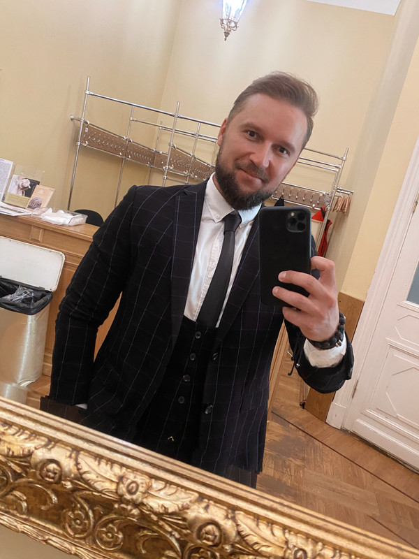 7ADC9A9F-A0DE-4F77-8485-7FB5CDBE4B57