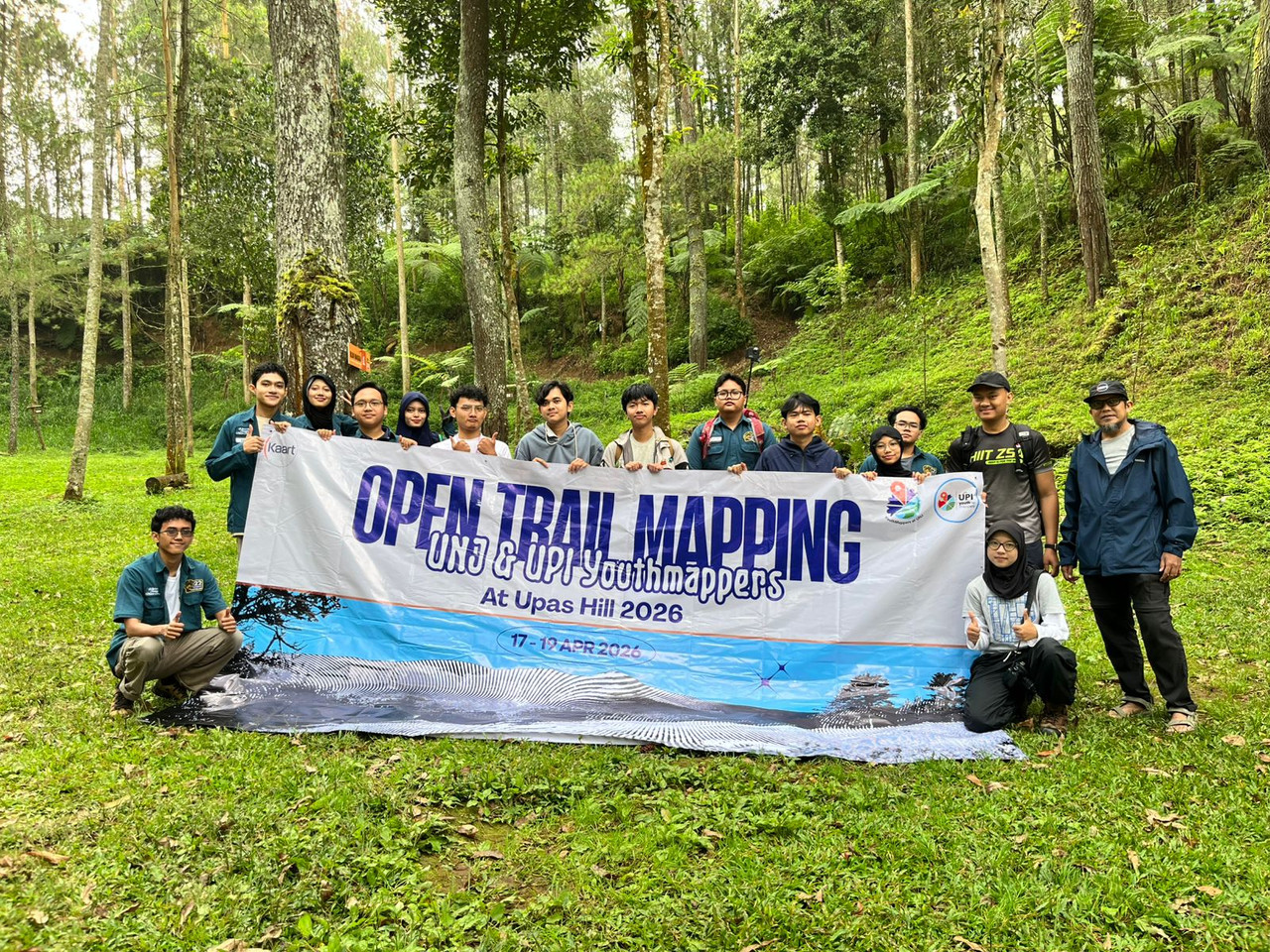 Community Hiking and Mapping