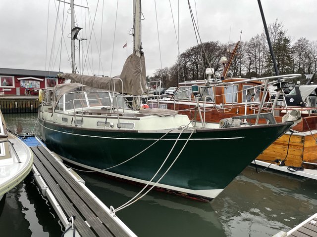 4723C498-BC85-4DF8-9ADE-F31E1F439DE8