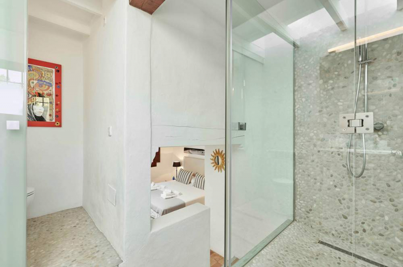 d35fa2dc88ef51a14f7d4ad5eb6381305881d60f