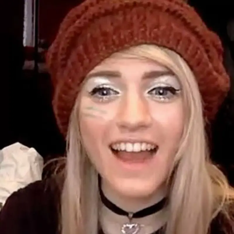 marina joyce in answer #2279513