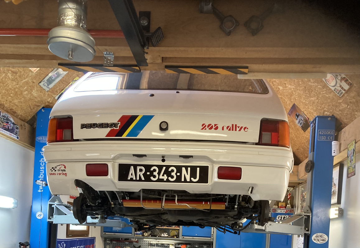 EB8937E1-C4CE-45E3-AA10-4073AFF450A1