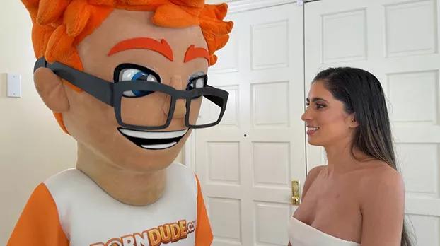 PornDudeCasting – Indra – Makes It Big with Porn Dude