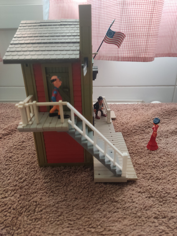 West 31_07_25_lado puerta