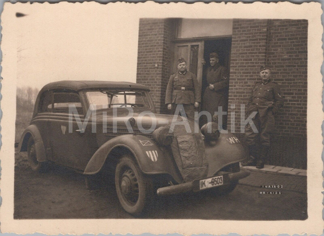 Foto, Wk2, Pkw mit Kühlerfrostschutz in Donk, Mol Belgien 1940  (2)