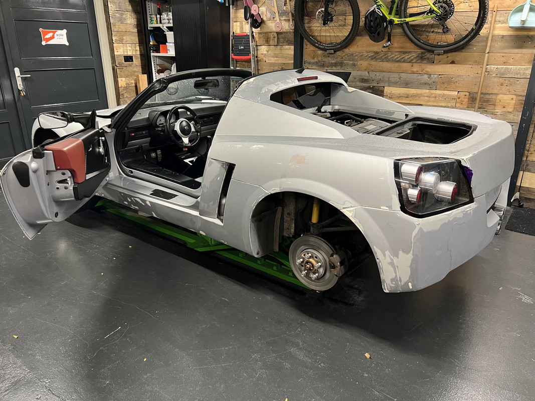 AE70DCD3-E4F3-4230-91E5-B8FF9C7E305D