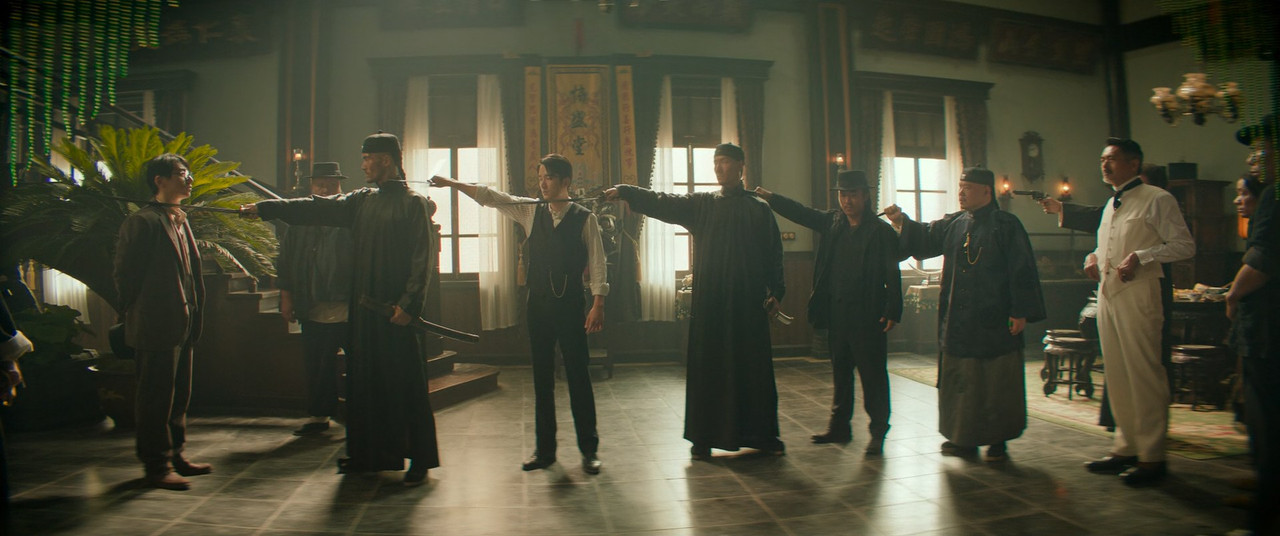 Detective Chinatown 1900 (2025) (1080p Blu Ray x265 SAMPA) mkv snapshot 00 39 12 335