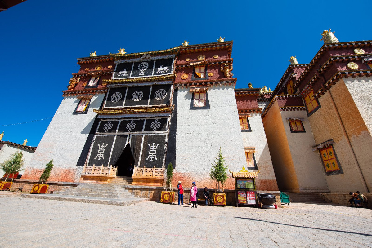 Yunnan 2019 - Blogs de China - Dia 8 - Shangrila, Monastery Songzanglin y Potatso National Park (15)