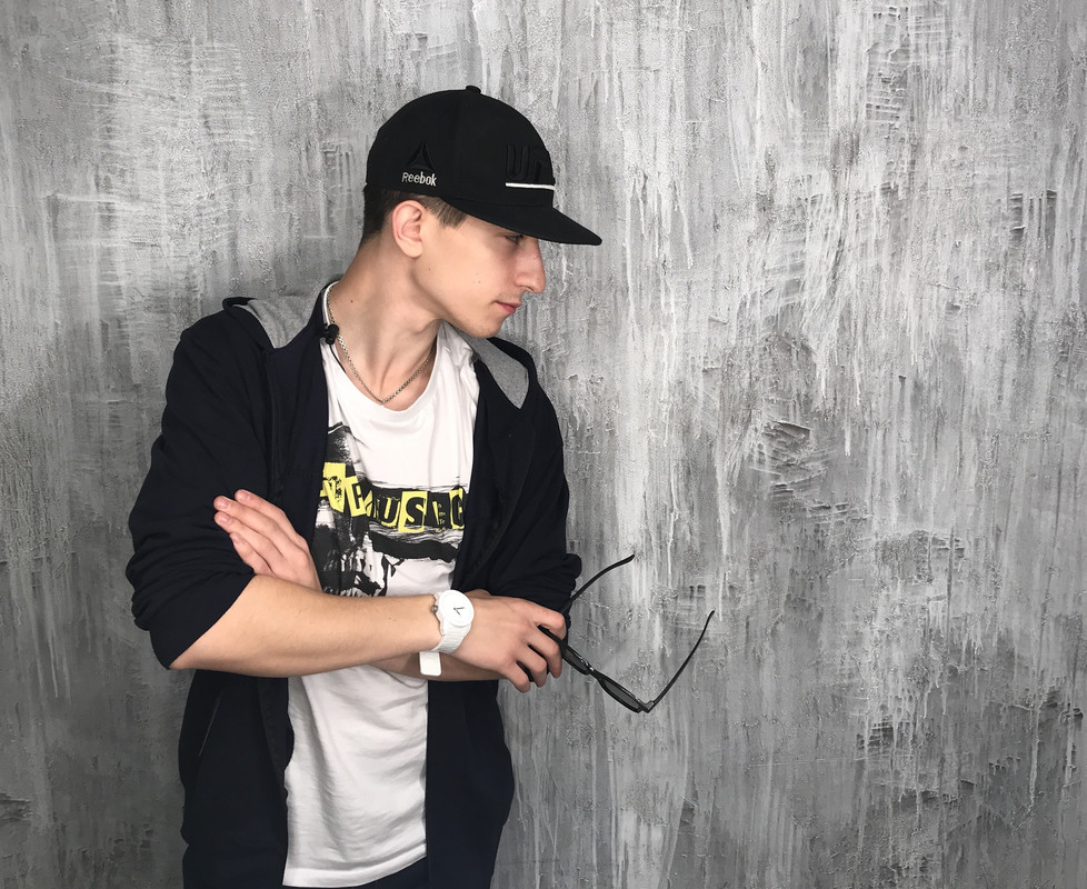 7572B969-B31E-451A-8C4A-CFA0A225B71B