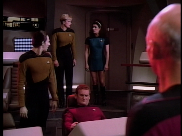 Encounter-At-Farpoint-TNG.png