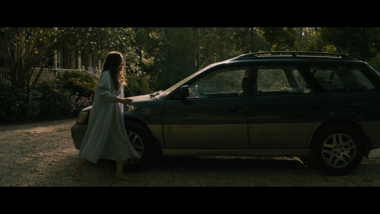 No.One.Will.Save.You.2023.2160p.DSNP.HDR.DV.HEVC-Нечипорук.mkv_snapshot_00.25.55.916