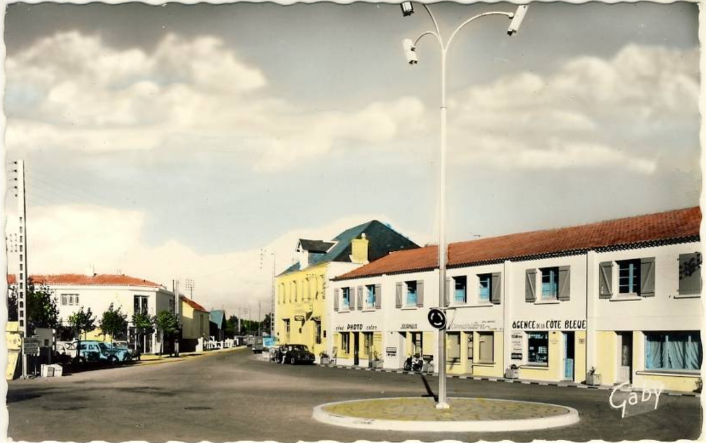 8 Hôtel colorié
