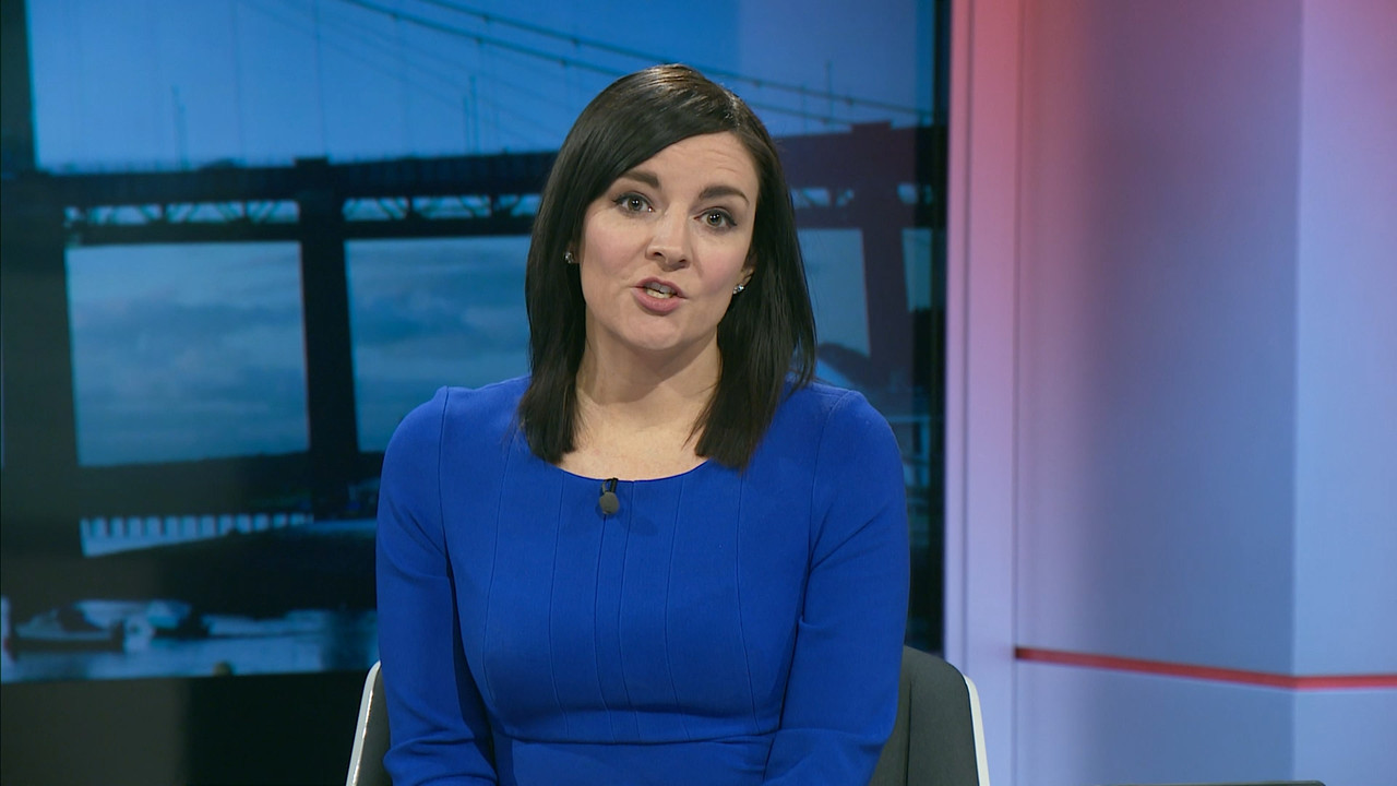 01.09 - 17.45.00 - ITV News West Country. News for Devon, Cornwall, S....ts_snapshot_15.25.234
