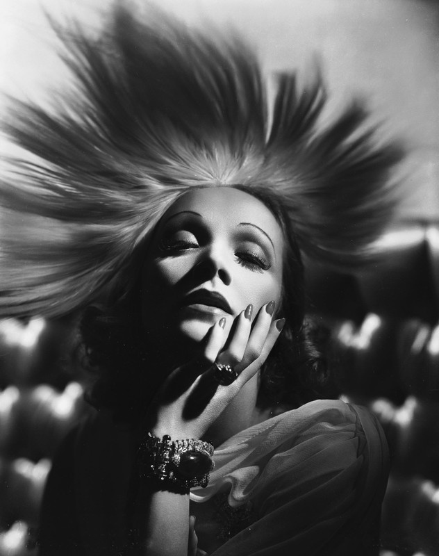 Marlene_Dietrich_c95