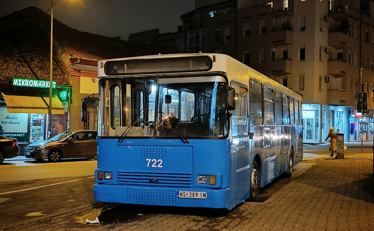 Volvo B10M - Neobus (1997) #722 - rezerva Centar