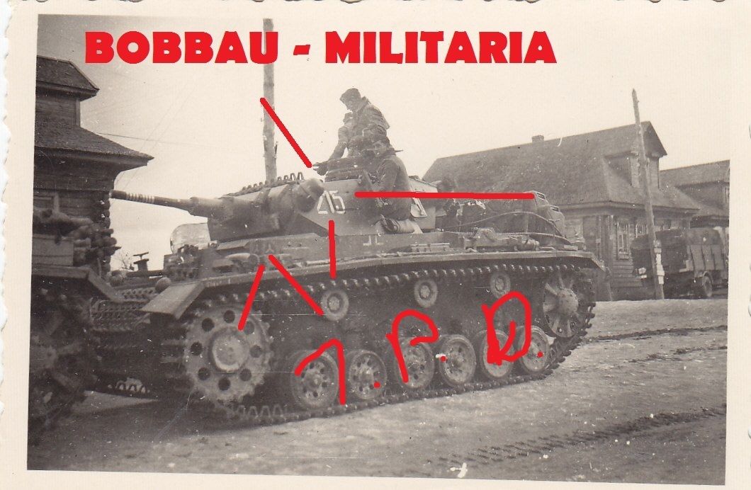 Panzer III mit Abschußringen am Rohr Kennung 1.P