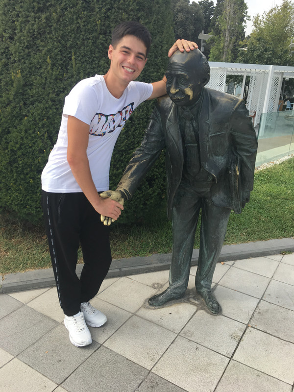 77DA56C2-2F07-4B9D-ABDE-DBFD7E5B38C2