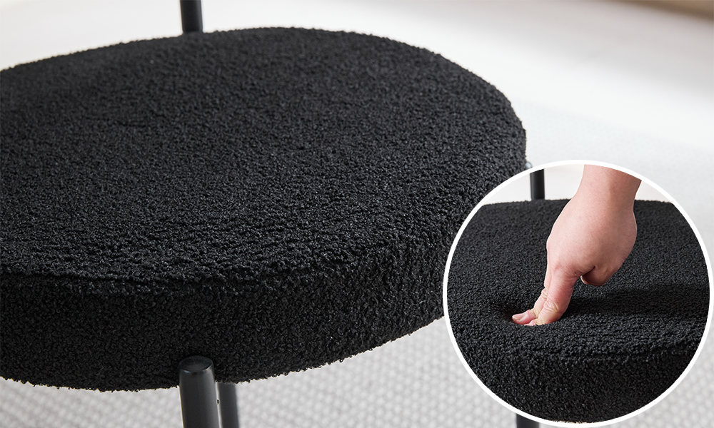 Nuestros cojines de silla tienen un espesor de 8 cm, por lo que son cómodos y suaves, ayudando a aliviar la fatiga corporal.